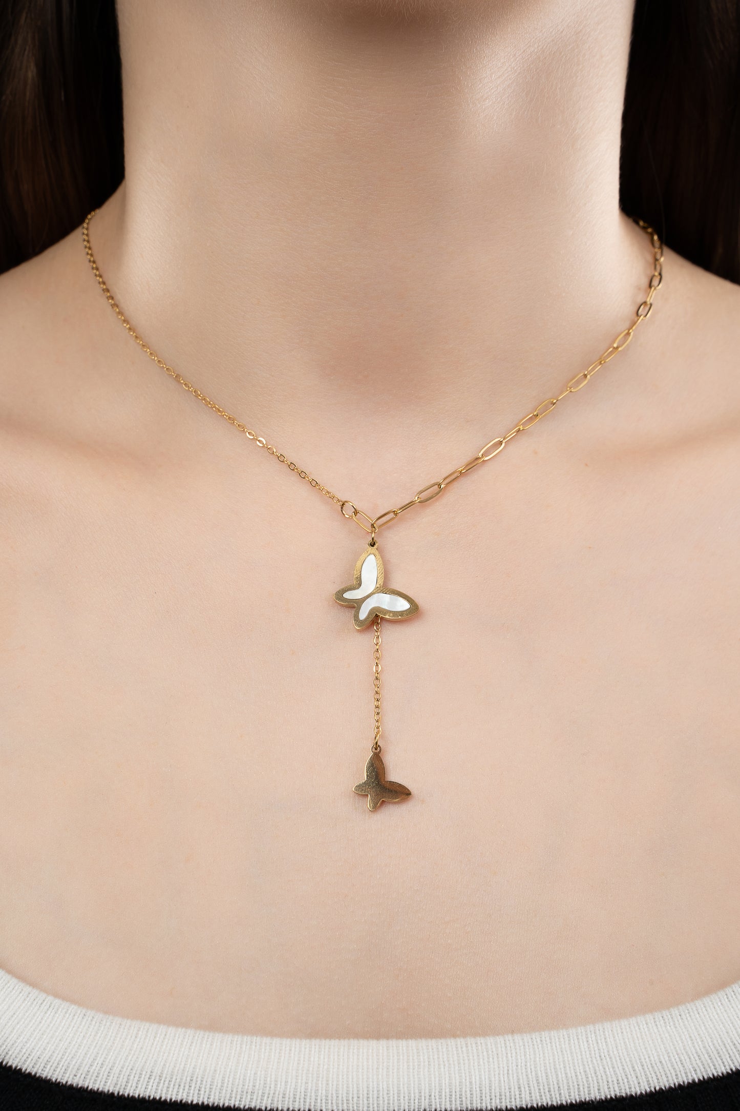 Collar Butterfly